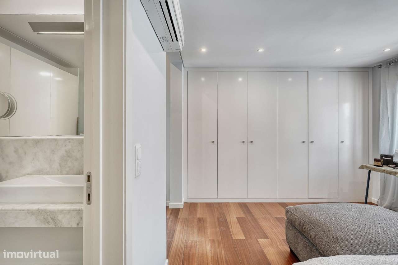 Apartamento de Luxo no Coração de Cascais | Rooftop com Vista Mar-34