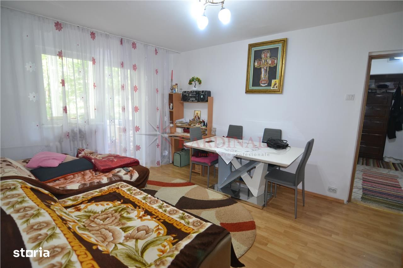 Apartament 3 camere ETAJ 1, Astra