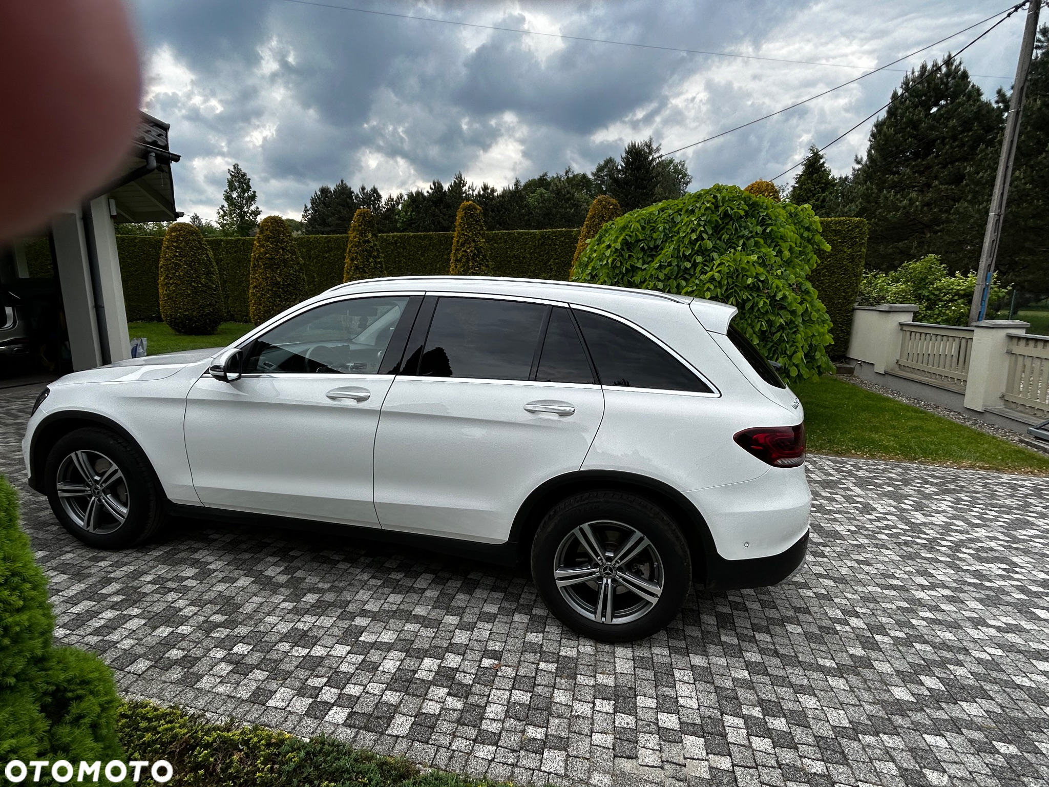 Mercedes-Benz GLC 200 d 4-Matic Business Edition - 3