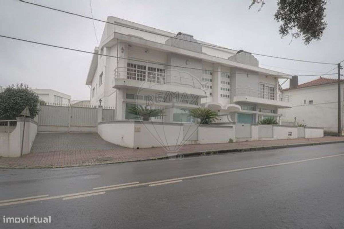 Armazém  para arrendamento - Grande imagem: 2/19