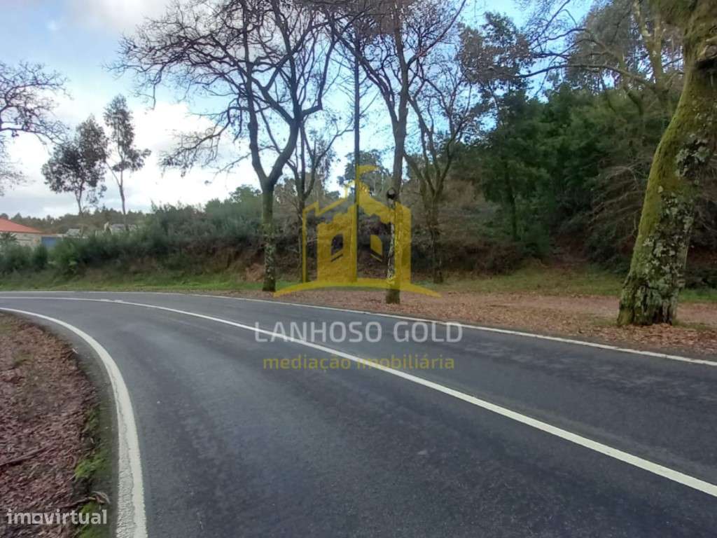 Terreno para Serviços ou Lazer-5