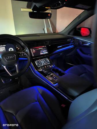 Audi Q8 55 TFSI mHEV Quattro Tiptronic - 4