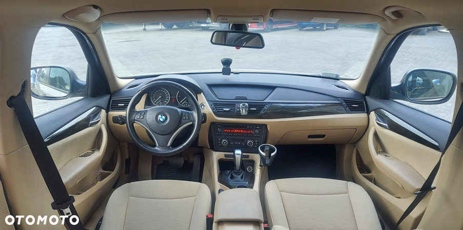 BMW X1 xDrive18d - 3