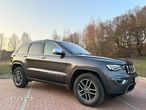 Jeep Grand Cherokee - 24