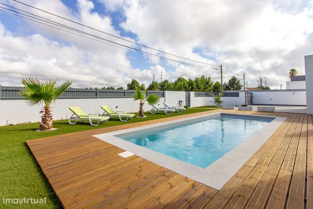 Moradia Térrea de Luxo com Piscina - Qtª Marquesa - Palmela-2