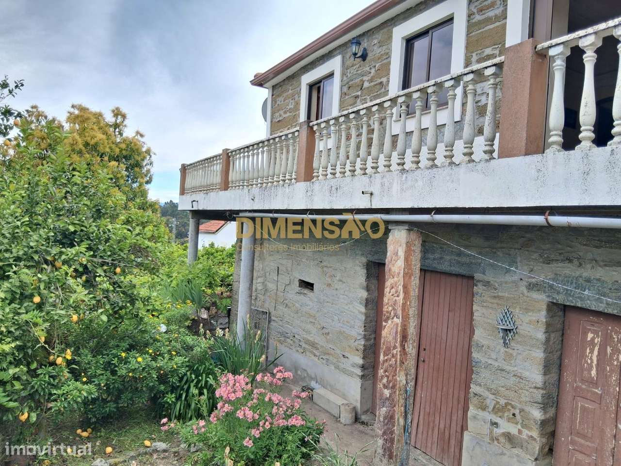 Deslumbrante Quinta V4 com Vistas Privilegiadas no Coração da Régua...-13