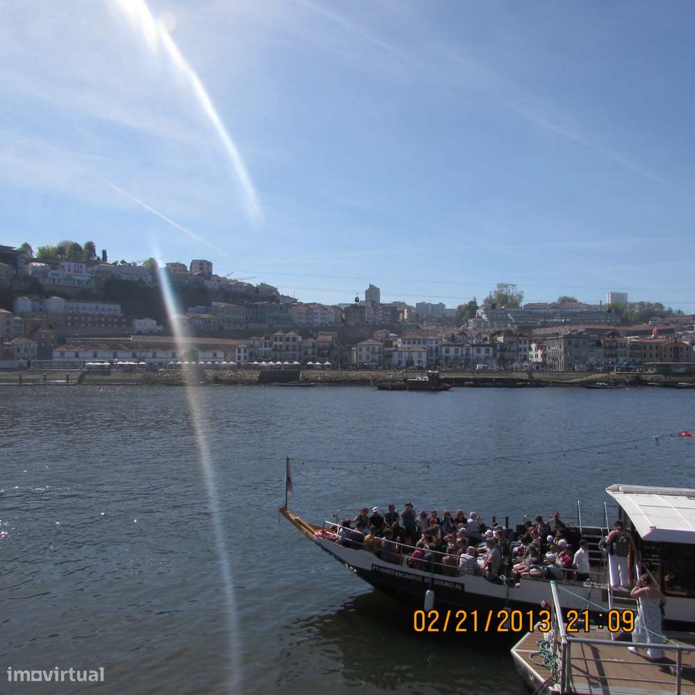 Prédio com 13 frações na Ribeira-17