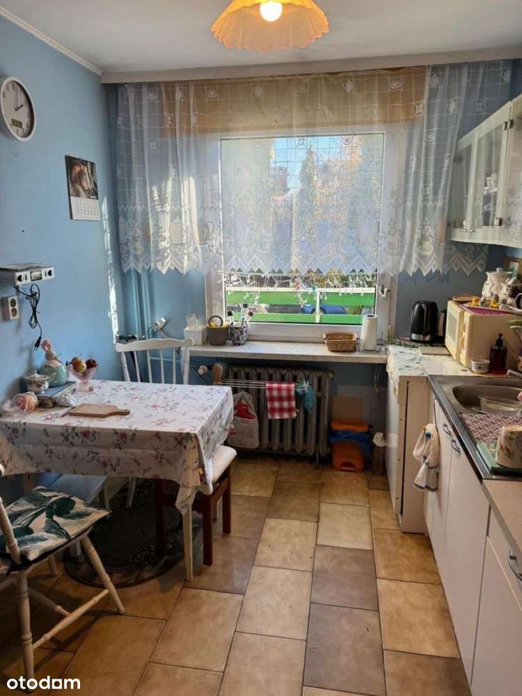 Skrajny segment w super lokalizacji !-6