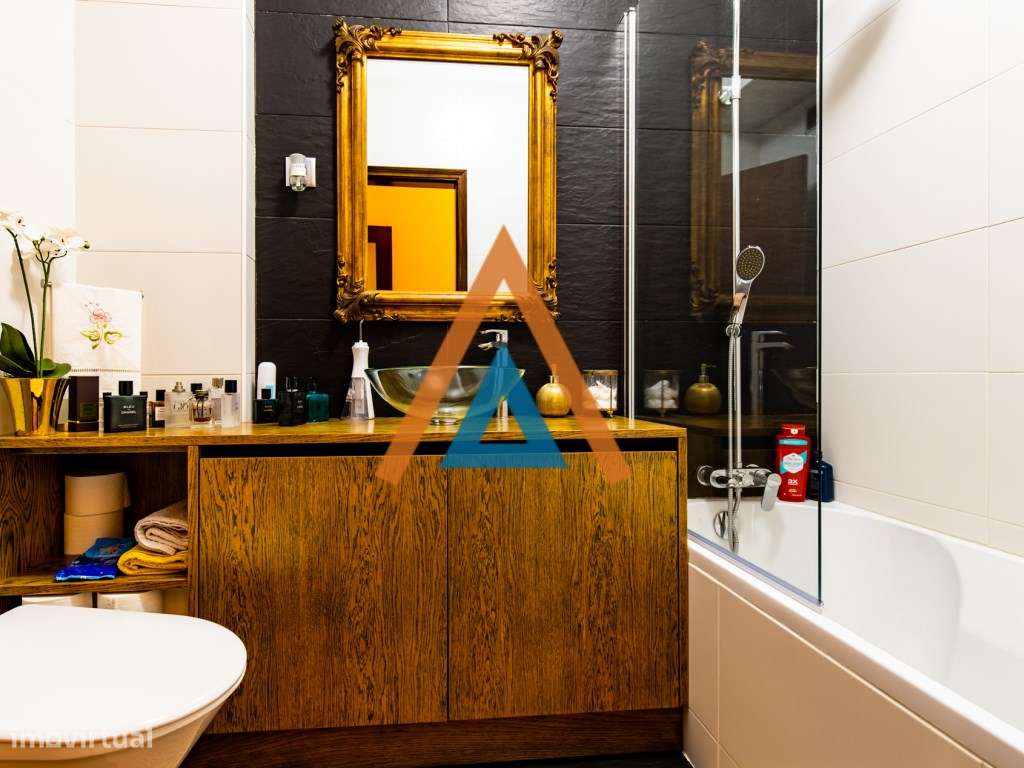 Excelente T2 - São João da Madeira-15