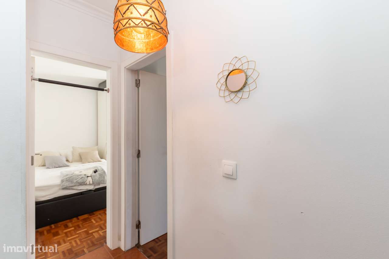 Apartamento T3 em zona central da Quinta do Conde-16
