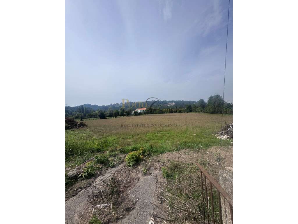 Terreno Urbanizável com 1.000 m² em Alfena Excelente Localização e ...-0