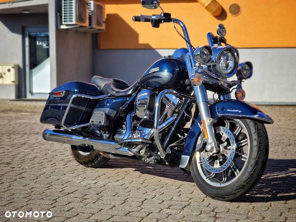 Harley-Davidson Touring Road King - 7