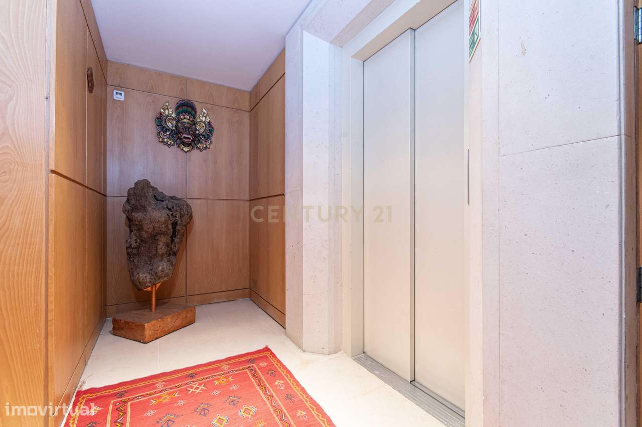 Apartamento T6 Único com Varandas Envolventes | Parque das Nações-42