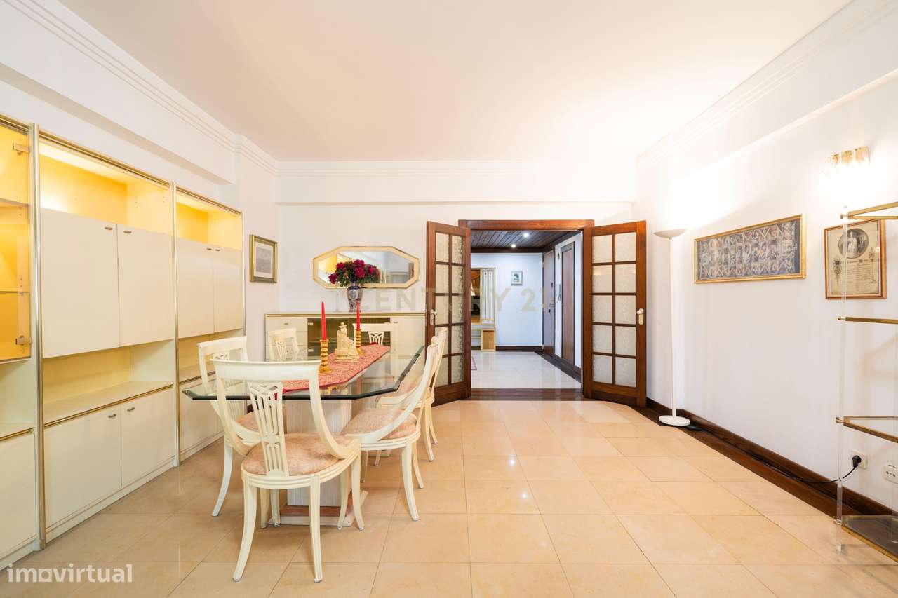 T3 em condomínio com piscina | 165 m² | Parque dos Príncipes – Telheir - Grande imagem: 4/26