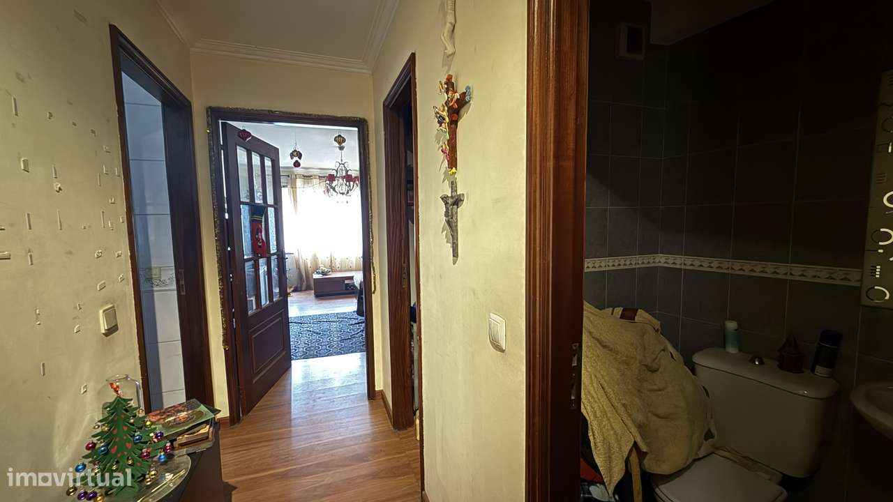 Apartamento T1+1 em Mafamude, Vila Nova de Gaia-11