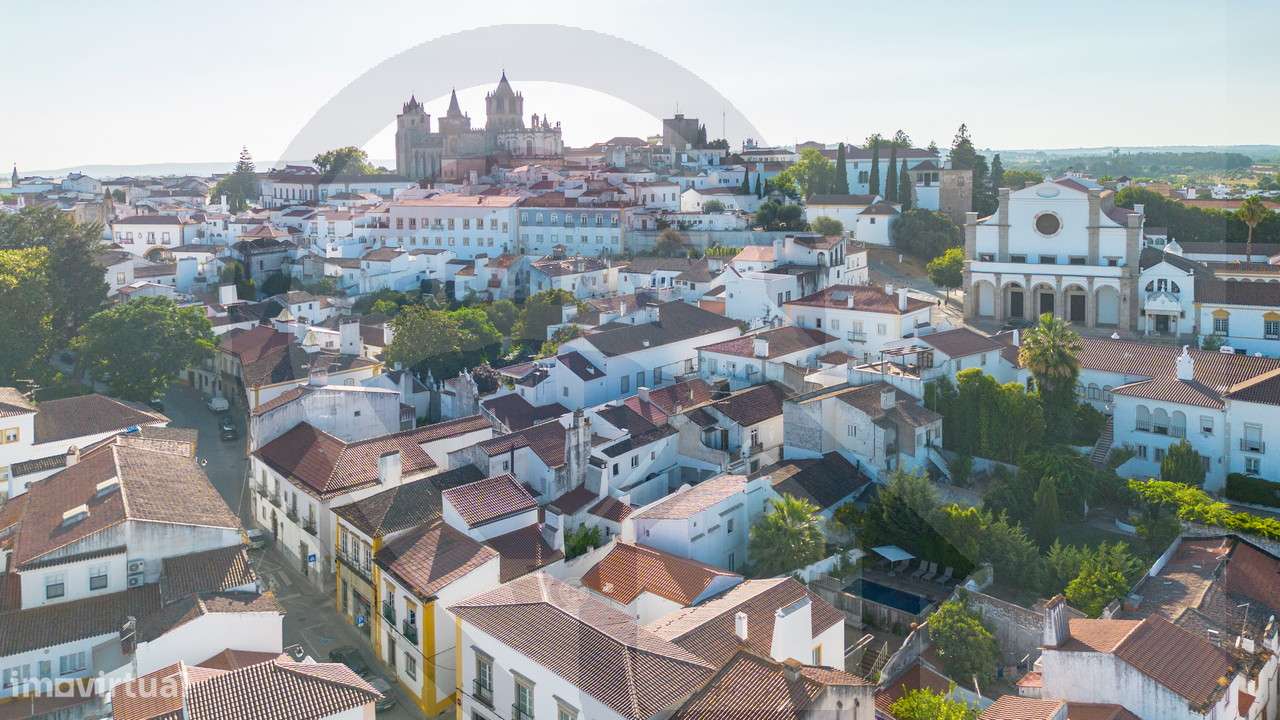 Prédio para Investimento no Centro Histórico de Évora - Grande imagem: 4/52