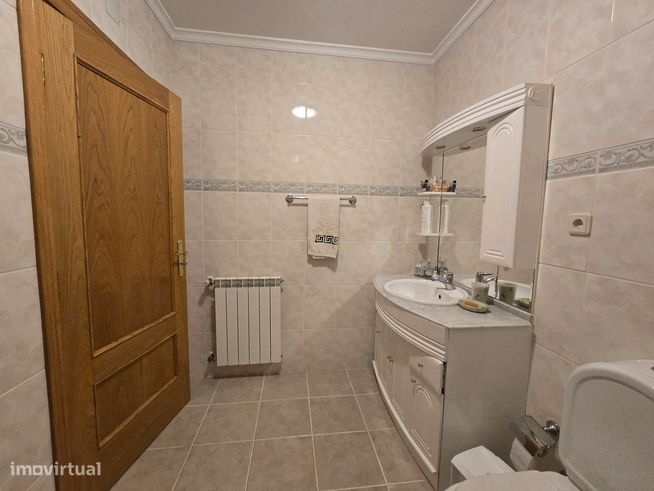 Apartamento T3 + 1 em Bragança-32