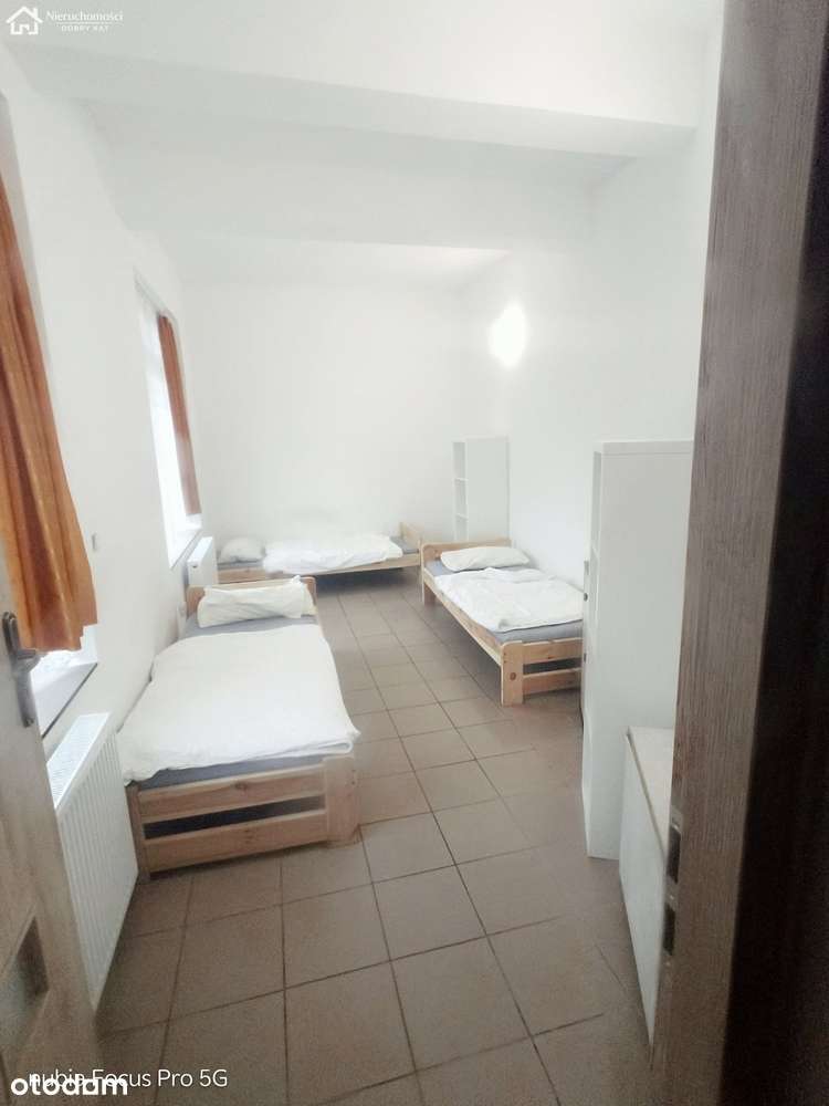 Dom -  idealny zarówno do zamieszkania, jak i prow-4