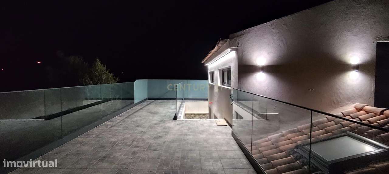 Moradia T3 de Charme Totalmente Renovada | Moledo – Lourinhã-8