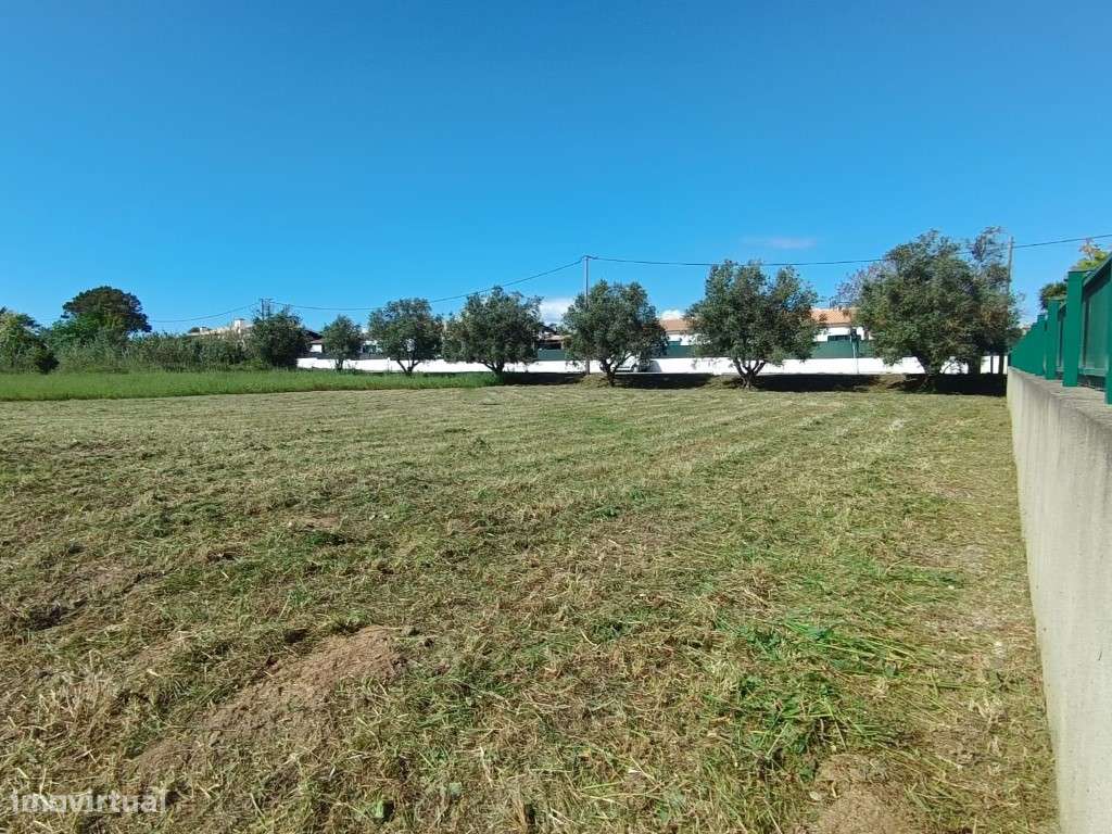 Terreno de construção livre para moradia(s) térrea(s) e isolada(s) - Grande imagem: 3/10