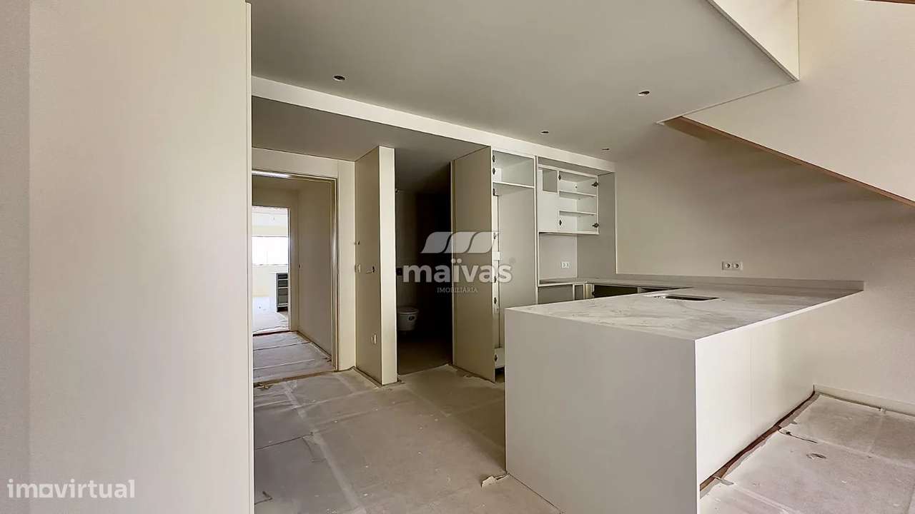 Apartamento T1 Mezzanine - Edíficio Soraya-2