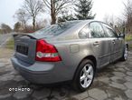 Volvo S40 2.4 - 7