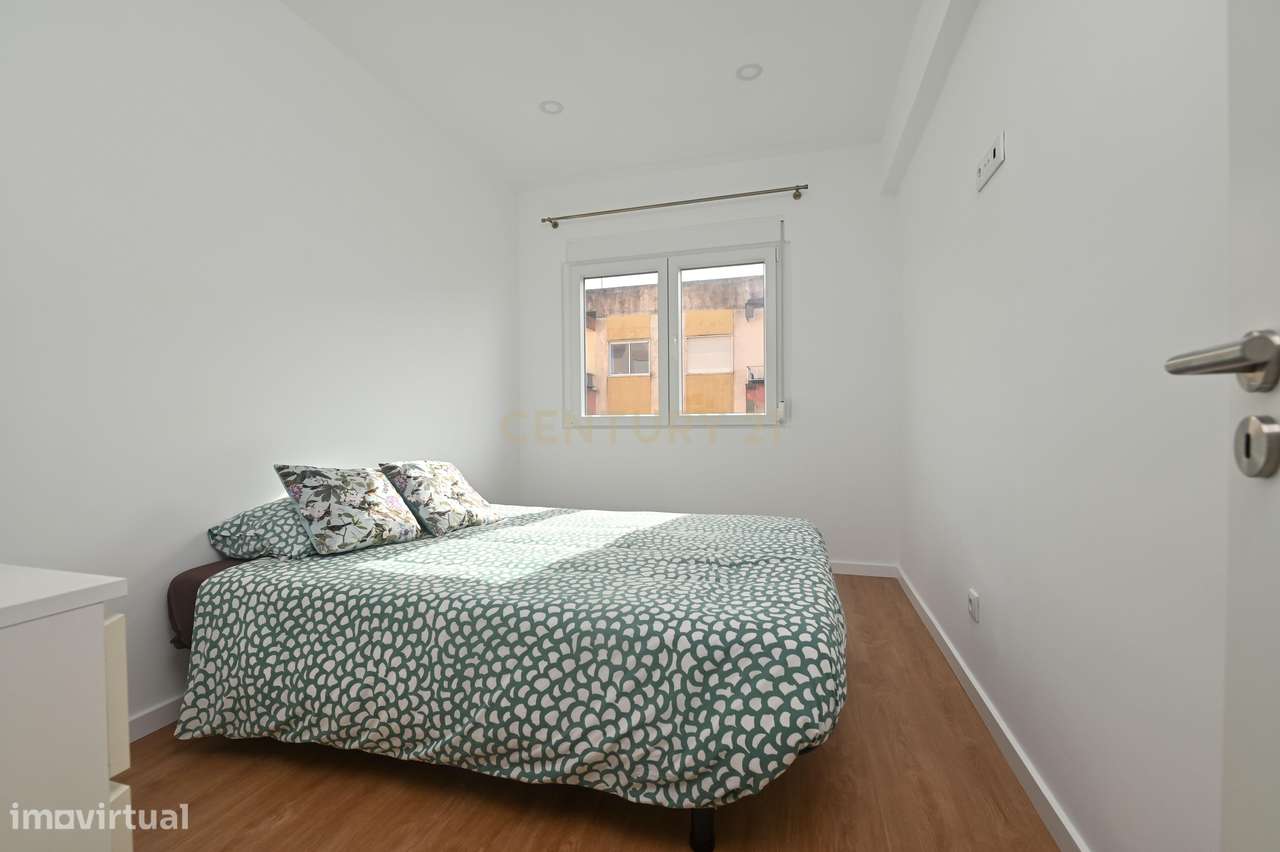 Apartamento Renovado T2 em Pinhal Novo-9