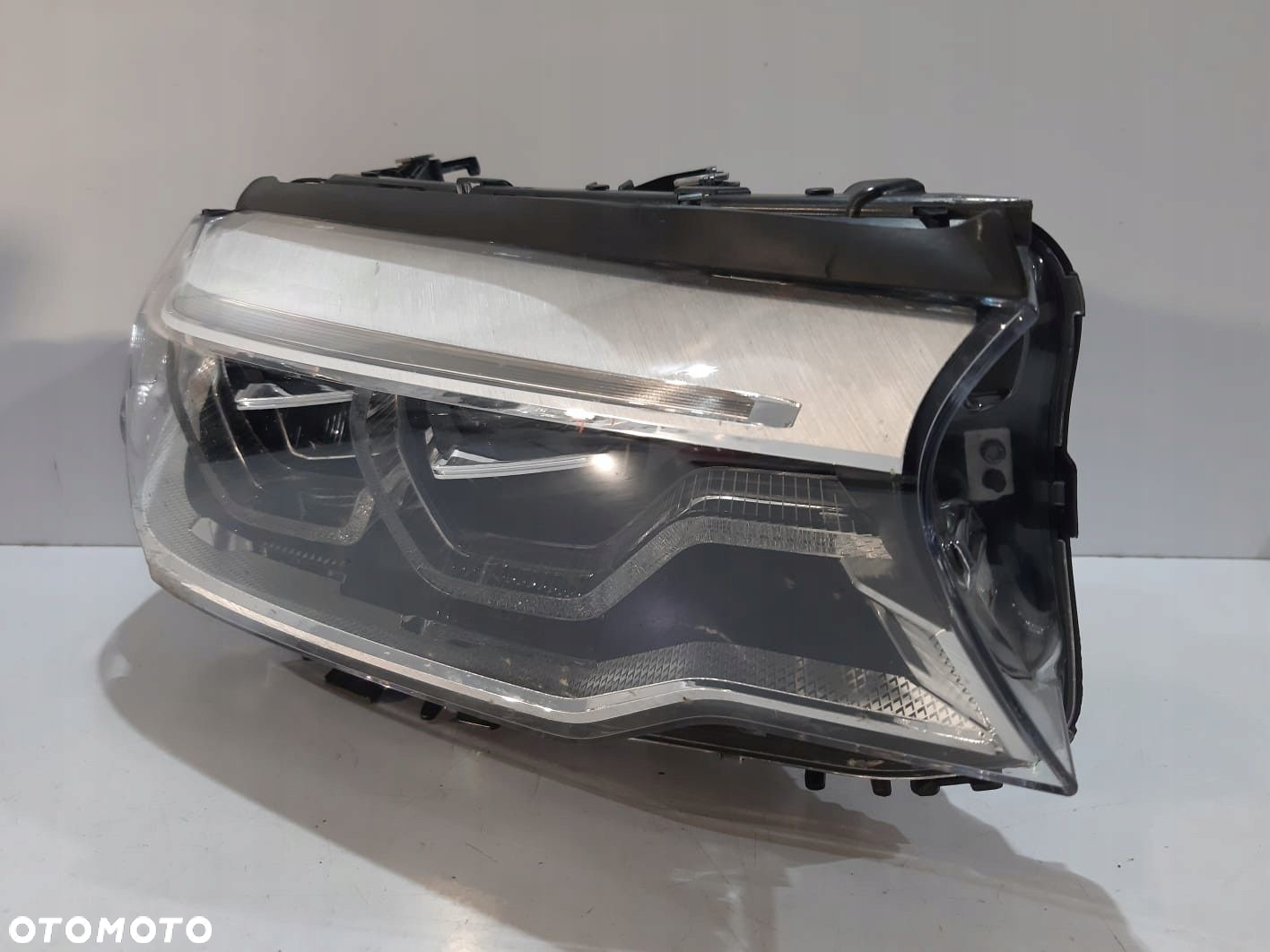 BMW 5 G30 G31 Lampa przednia Adaptive LED - R - 13183 - 3