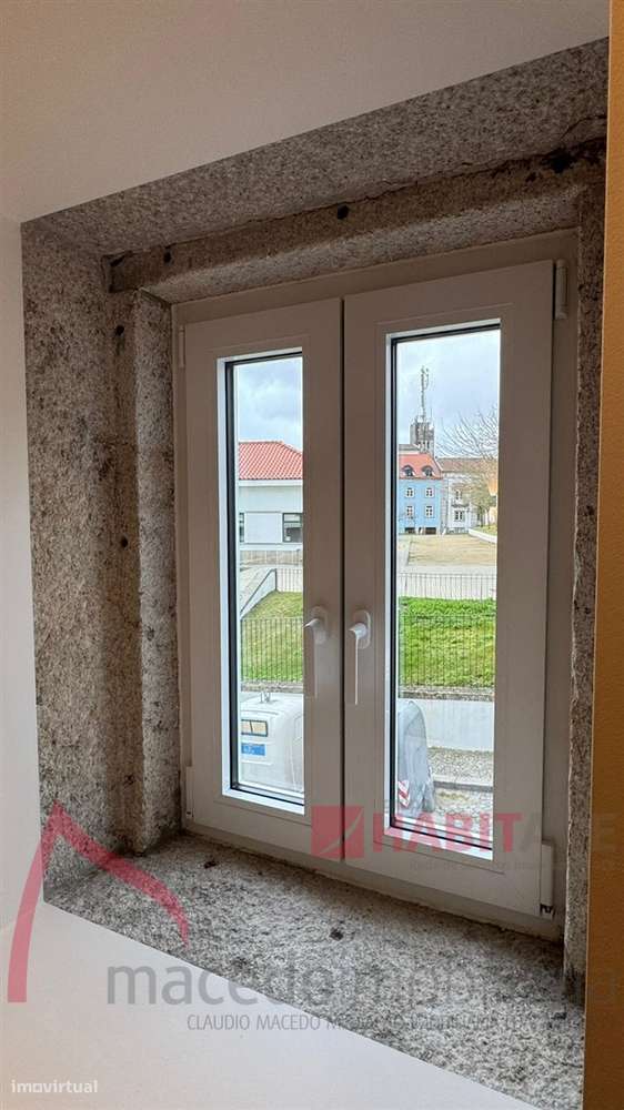 Moradia T3 para venda no Centro Histórico de Braga-17