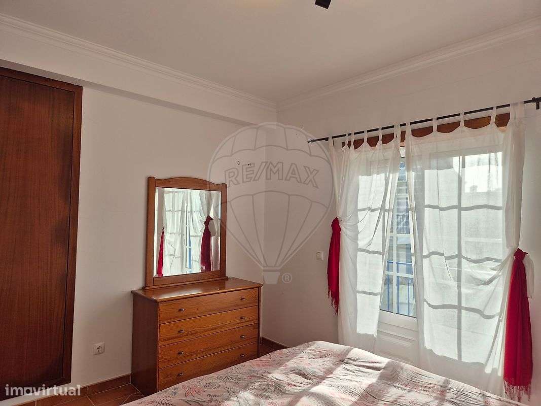 Moradia T2 para venda-24