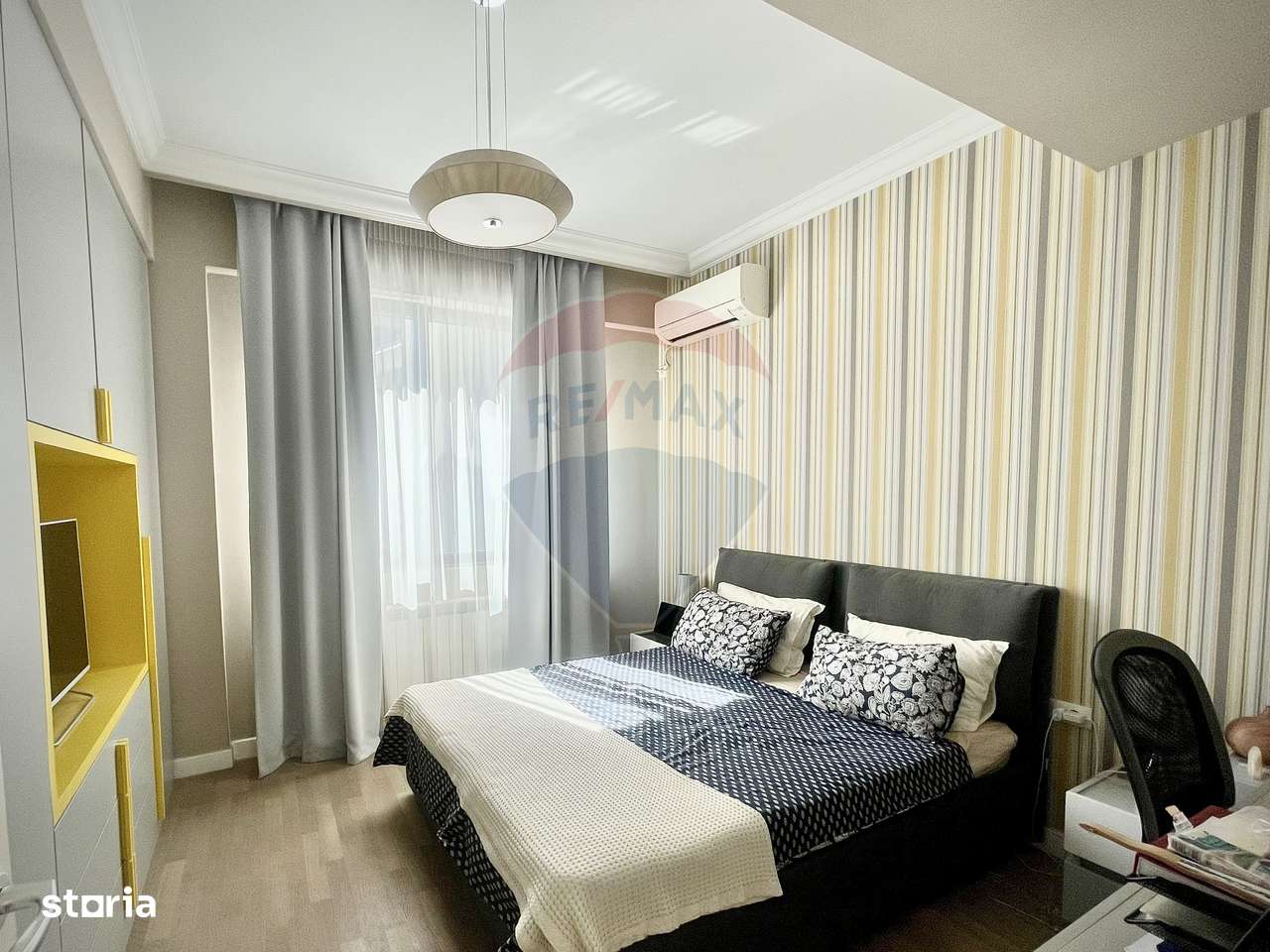 Apartament cu 3 camere de vanzare în zona Calea Calarasilor - Imagine principală: 3/8