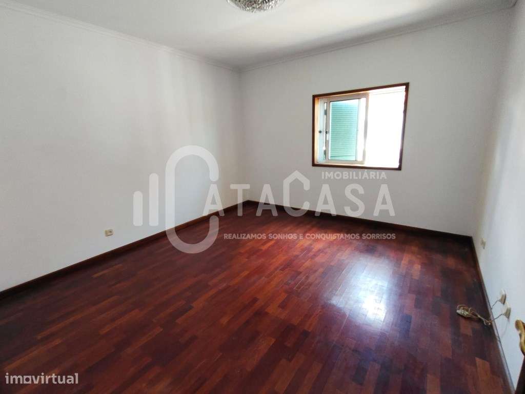 Moradia Isolada Térrea T4 para venda na Vista Alegre - Ílhavo-14
