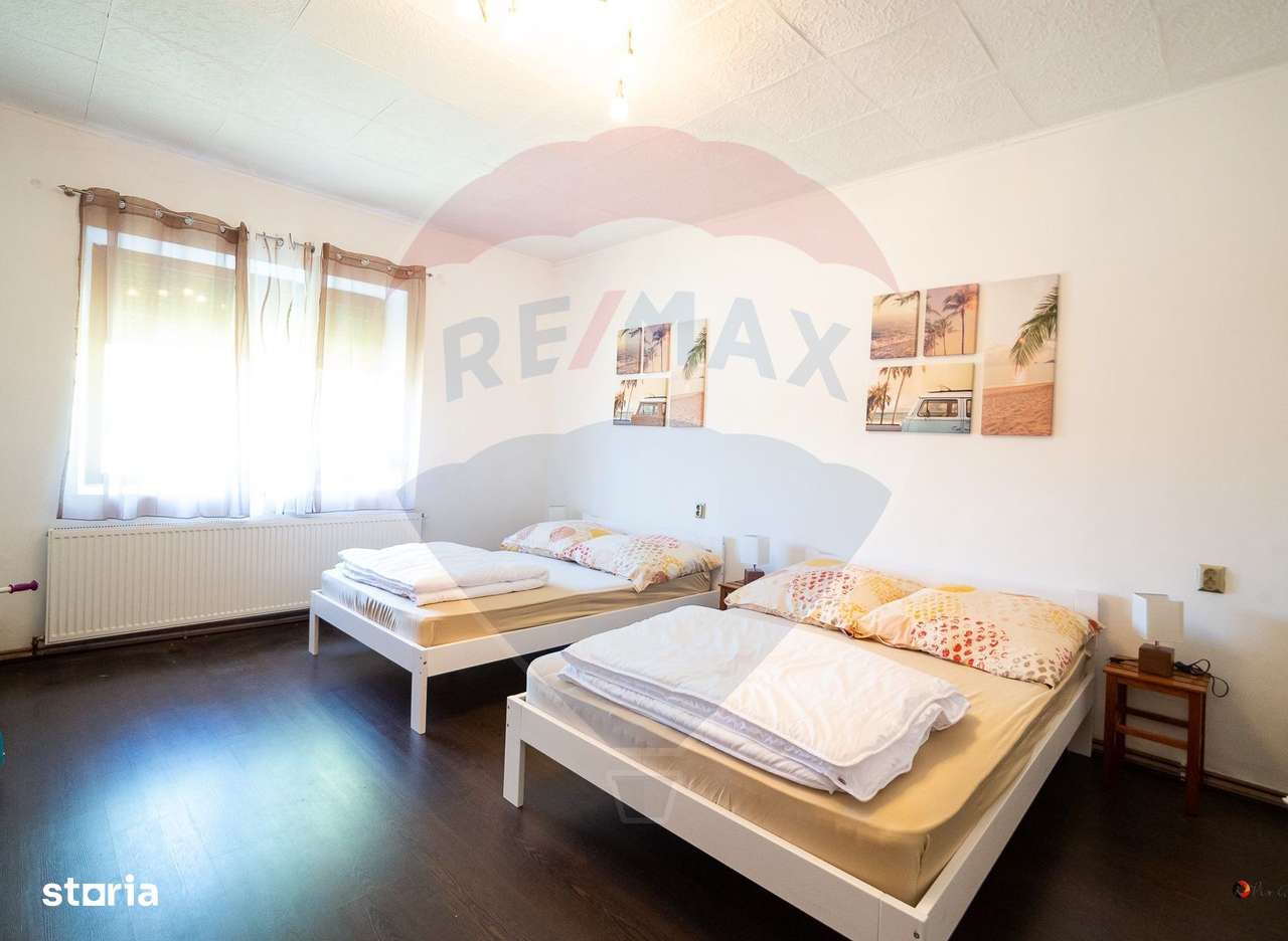 Casă cu 3 apartamente, piscină și 1000 mp teren, vânzare/schimb Turnu - Imagine principală: 5/19