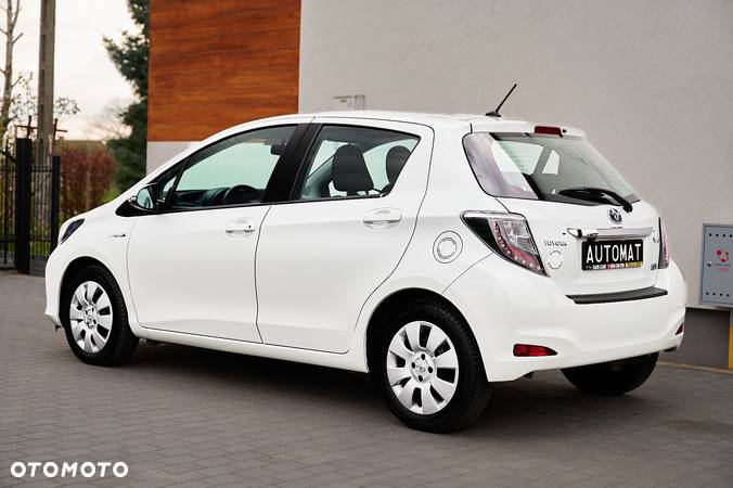 Toyota Yaris - 8