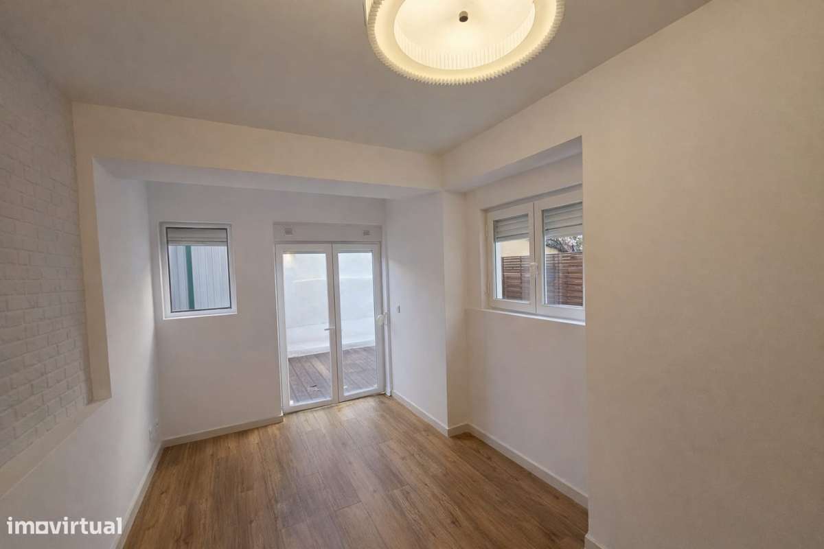 T1 com jardim e excelente localização - Grande imagem: 4/9