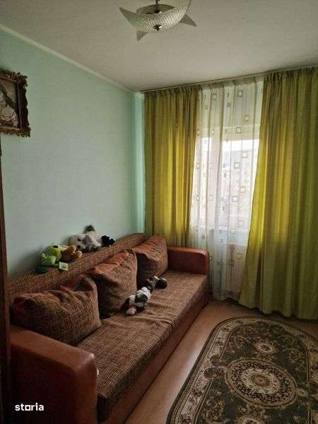 Vand apartament Costesti - Imagine principală: 5/8