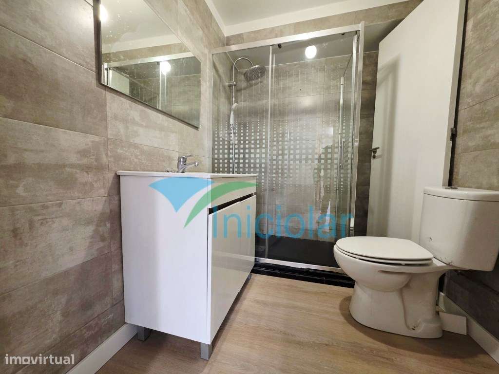 T2 Rio Tinto| Remodelado| Varanda| Arrumo-8