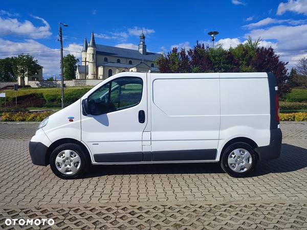 Opel Vivaro - 11