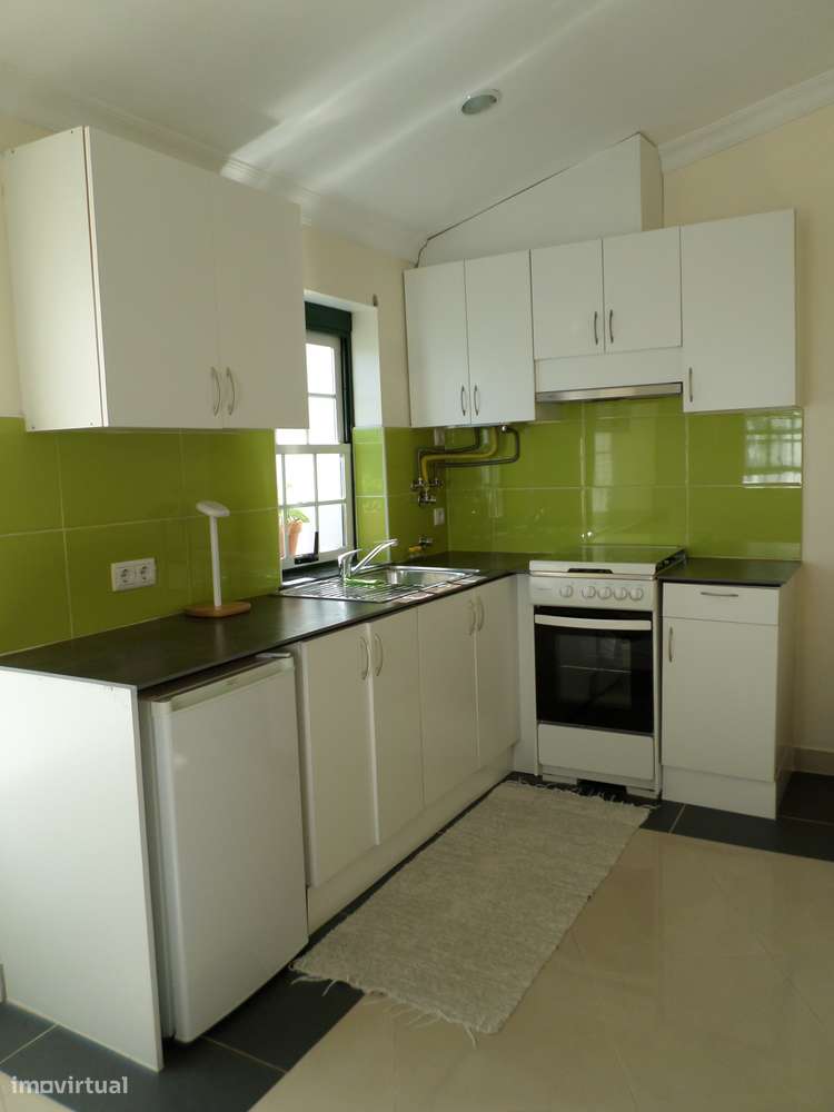 Moradia T2 - Próximo de Fátima - Grande imagem: 4/17