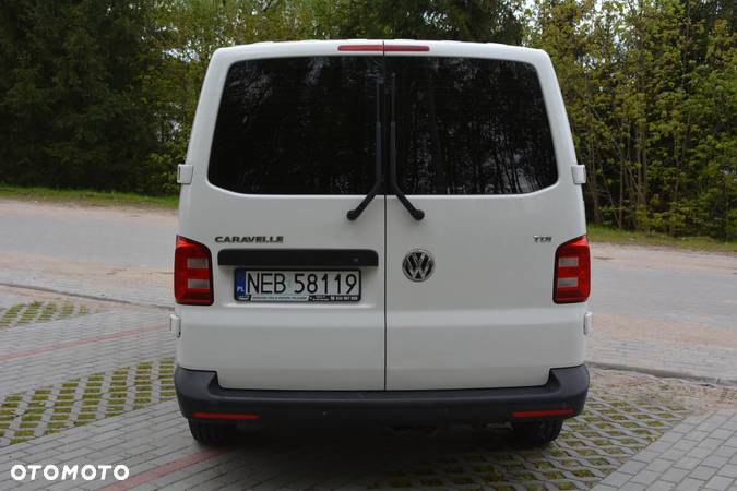 Volkswagen Caravelle - 5