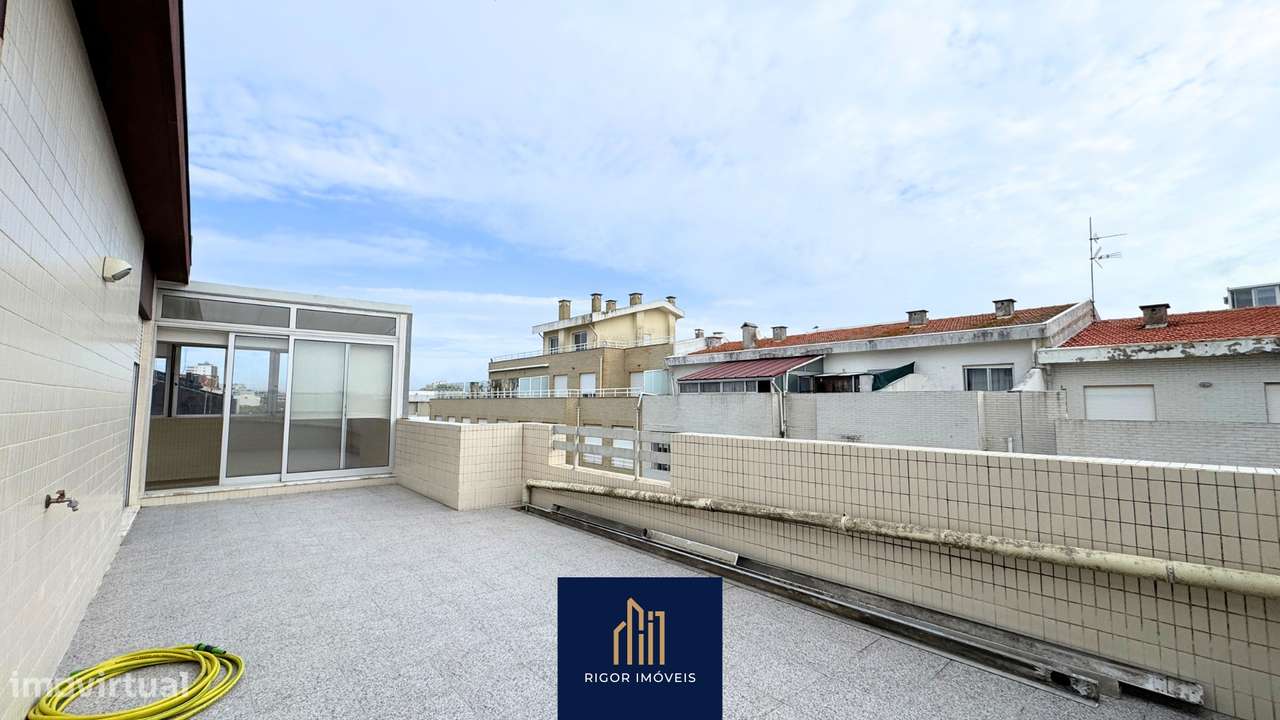 Apartamento T3 - Renovado | Póvoa de Varzim - Centro | Exclusivo-9