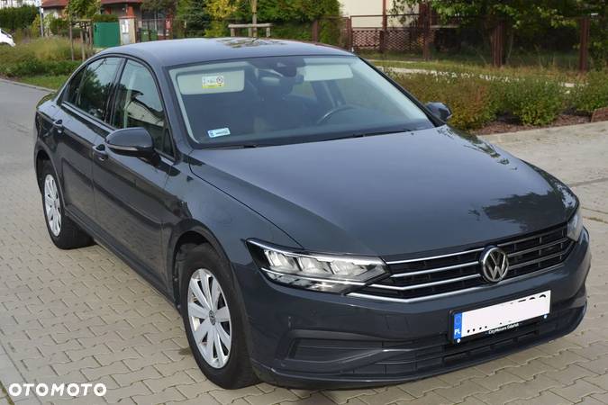 Volkswagen Passat 1.5 TSI EVO Business DSG - 1