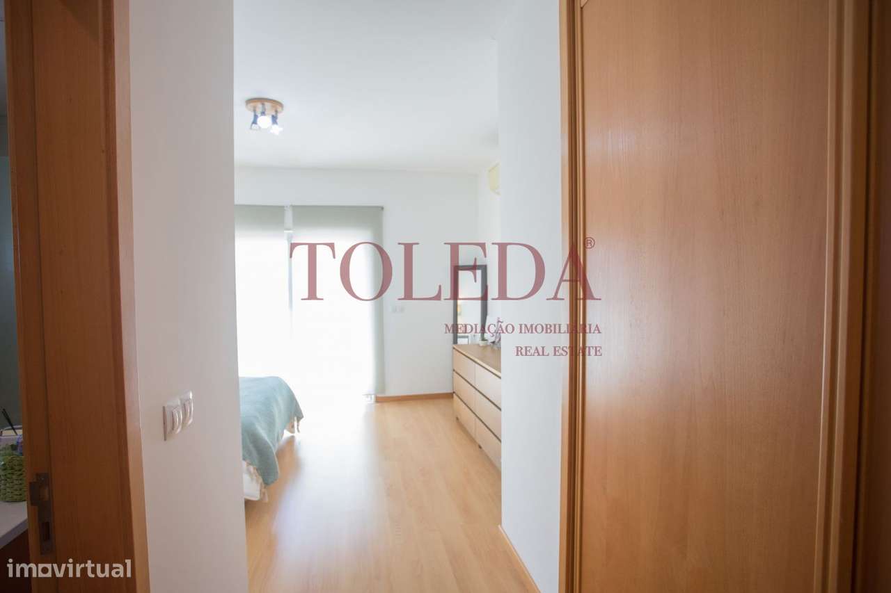 Moradia 4 Pisos com 474m2-39