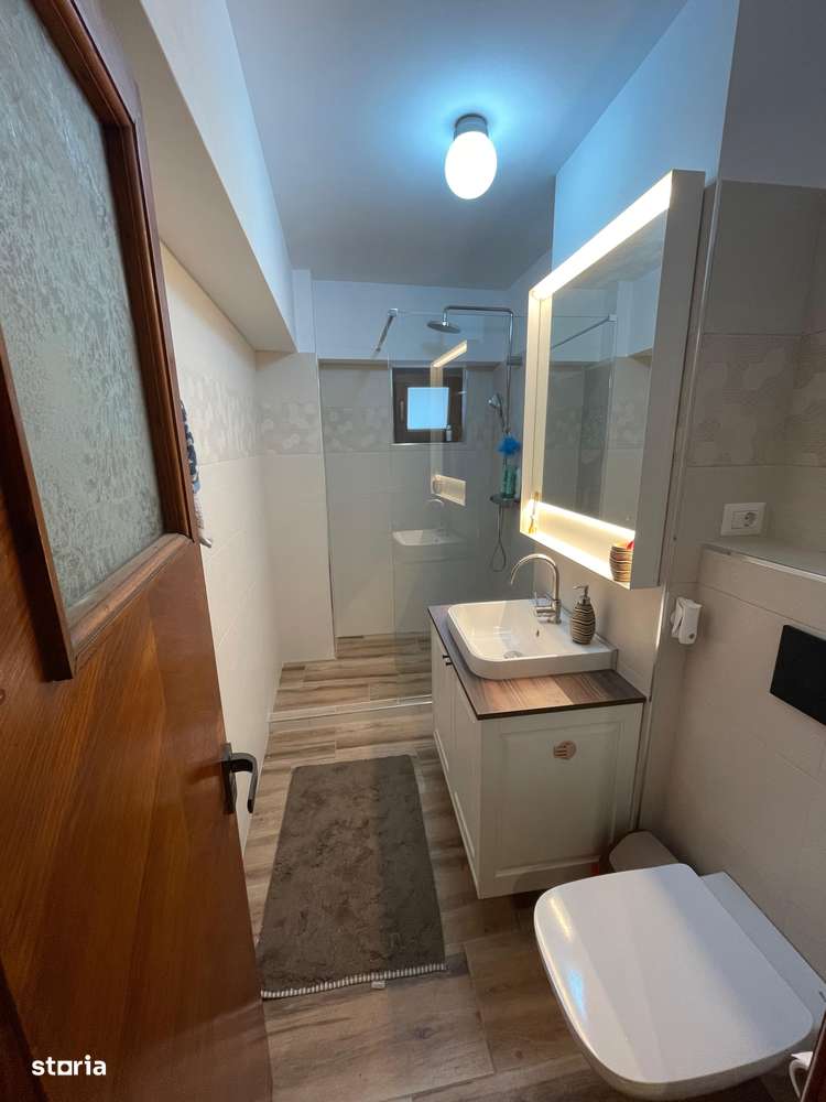 Inchiriere Apartament Ultra-Central Semi-Lux 2 camere + garaj - Imagine principală: 3/13