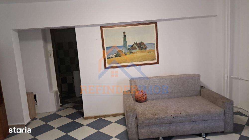 Apartament de vanzare cu 2 camere, zona Calea Mosilor-2