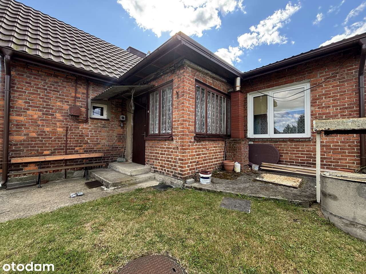 Dom z potencjałem w dobrej lokalizacji-5