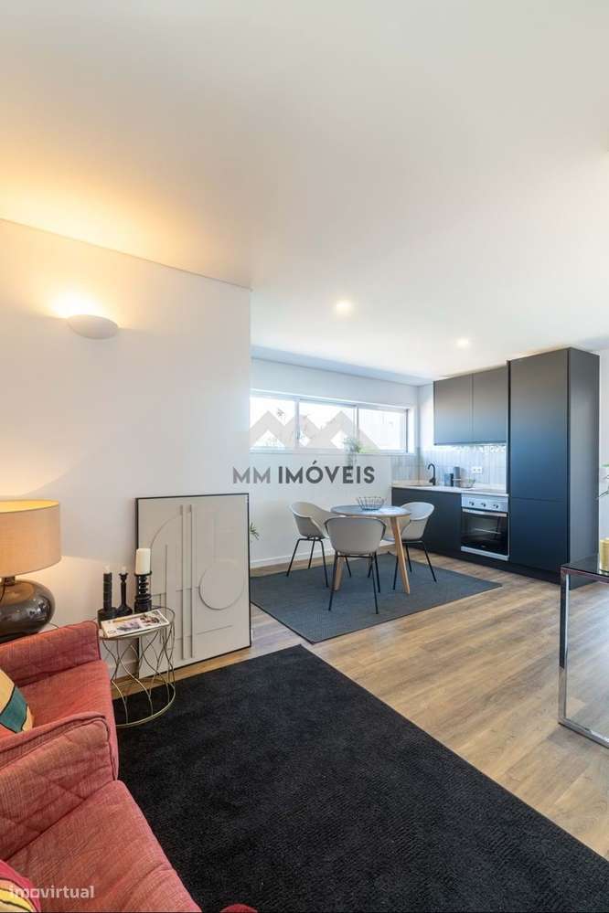 Apartamento T1 | Renovado | Estacionamento | Covelo | Porto - Grande imagem: 5/24