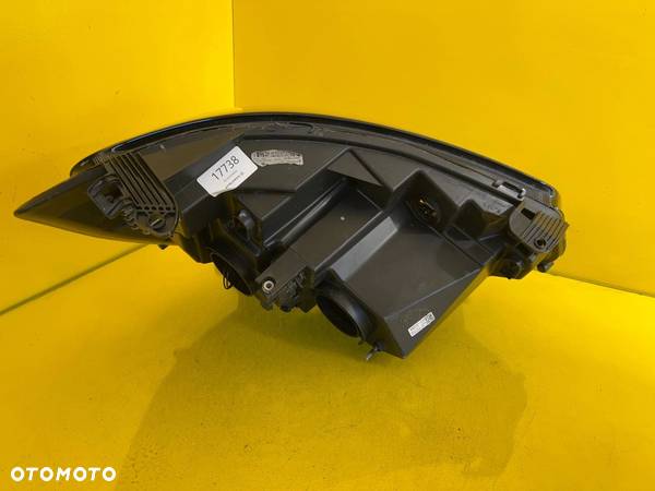 LAMPA LEWA RENAULT MASTER 4 IV 19- LED 260607867R - 3