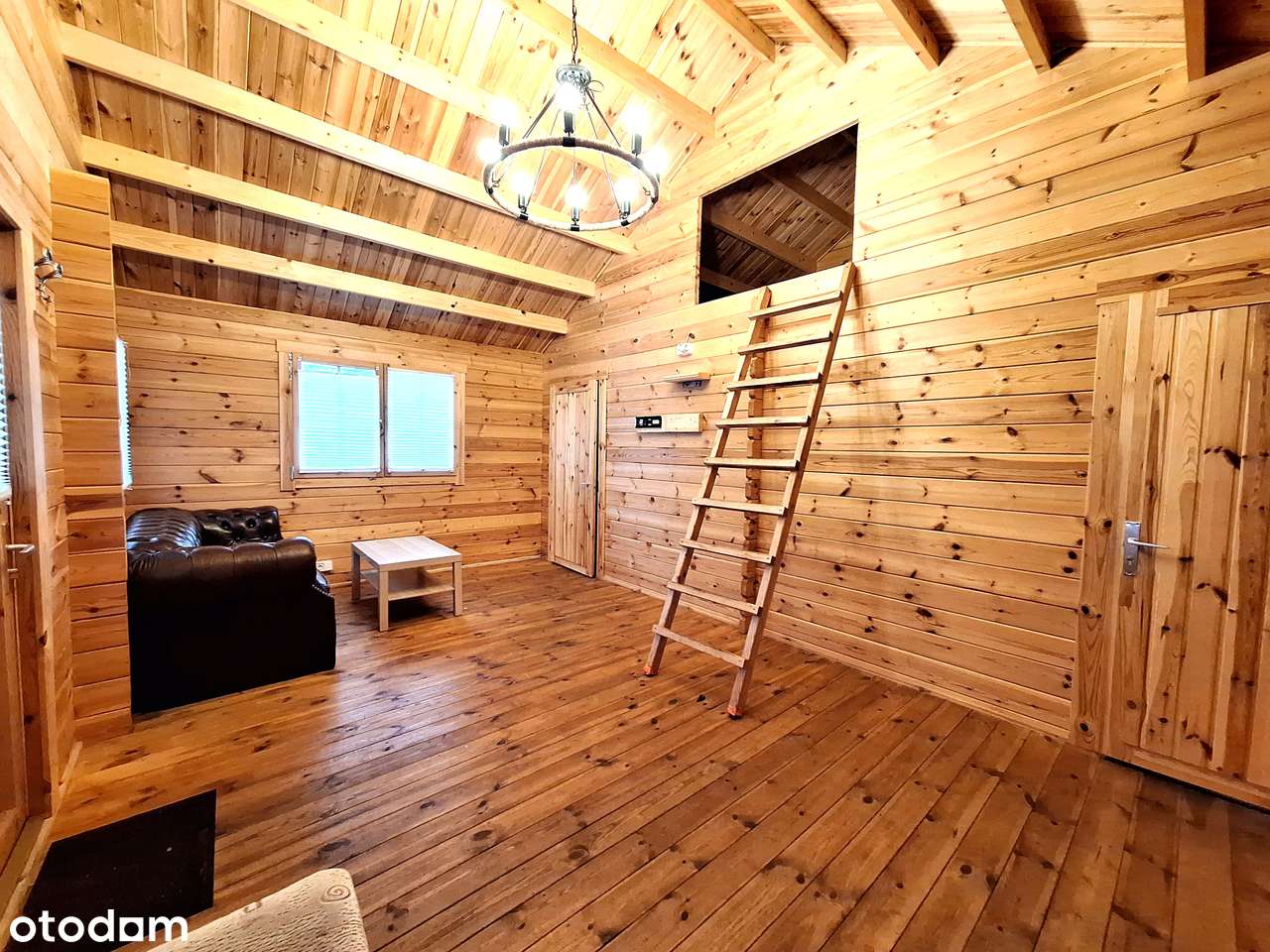 Działka z domkami letniskowymi nad jeziorem-11