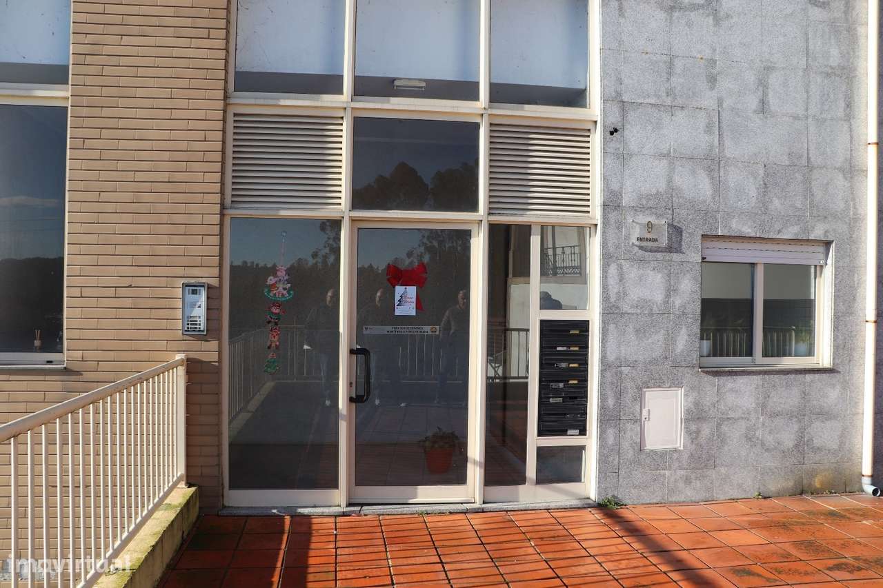 Apartamento T2 Venda em Lustosa e Barrosas (Santo Estêvão),Lousada - Grande imagem: 4/20